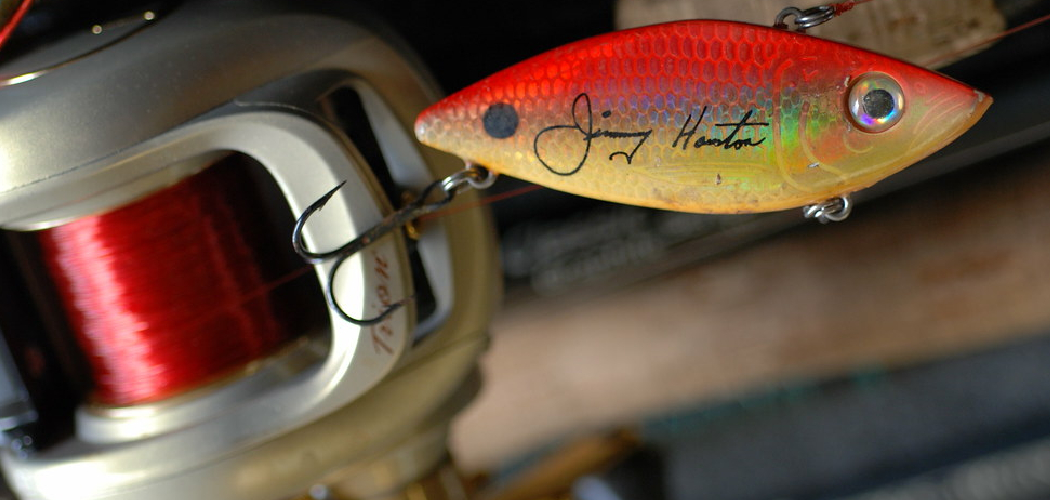 How to Tie a Fishing Line to a Lure