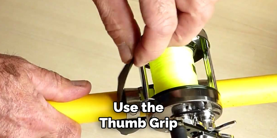 use the thumb grip